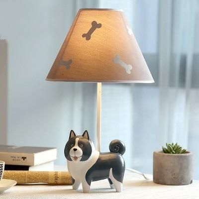 Hunddesign Sovrumssänglampa
